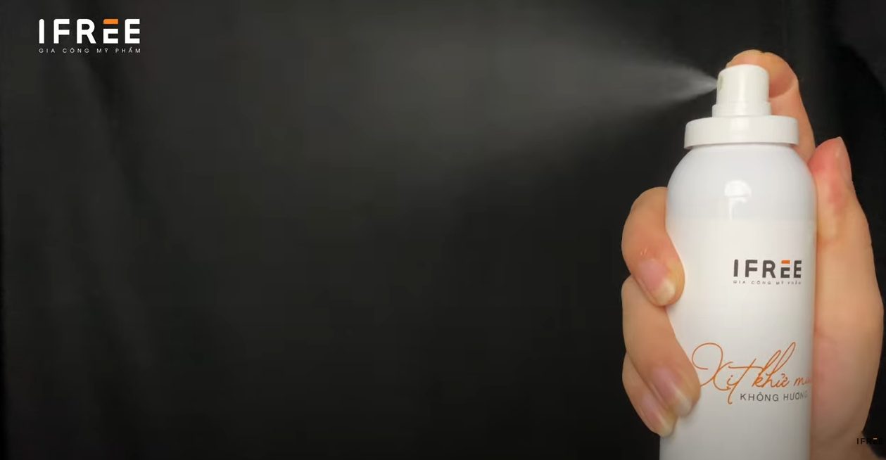 Gia Công Xịt Khử Mùi 2 Gia công xịt khửi mùi tại IFREE, dạng phun sương làm thơm mát cơ thể, được người tiêu dùng ưa chuộng, người kinh doanh mỹ phẩm tin tưởng đặt gia công số lượng lớn