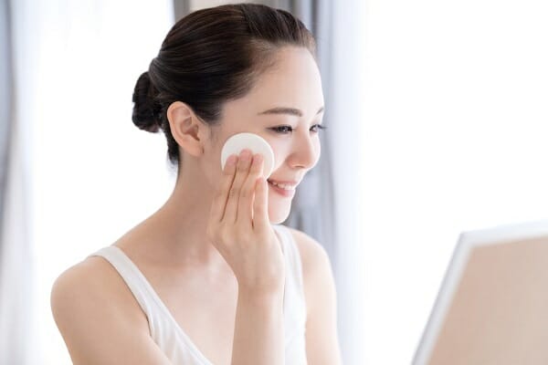 kem tẩy tế bào chết cho da dầu mụn