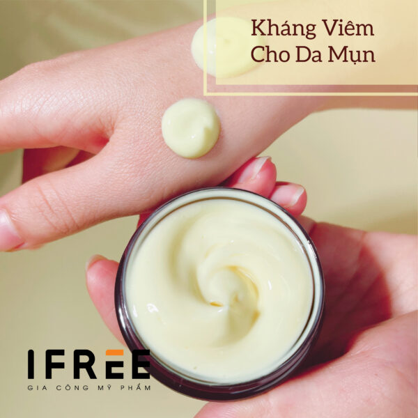 kem mụn tràm trà 4h