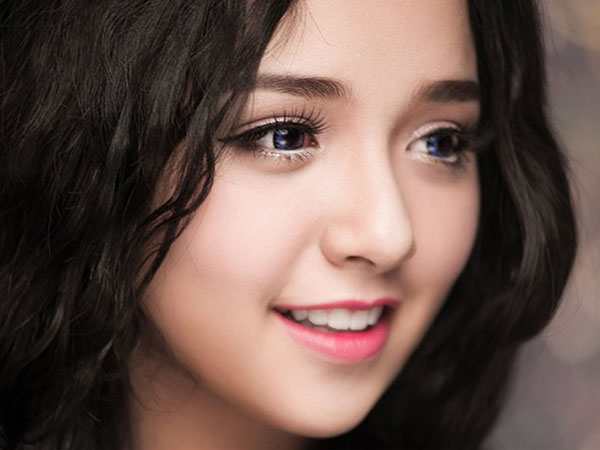 Gia công Serum dưỡng mi 8 Serum dưỡng mi được gia công tại IFREE giúp Mi cong quyến rũ mi dài đẹp