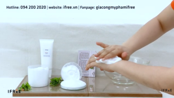 gia công sữa rửa mặt