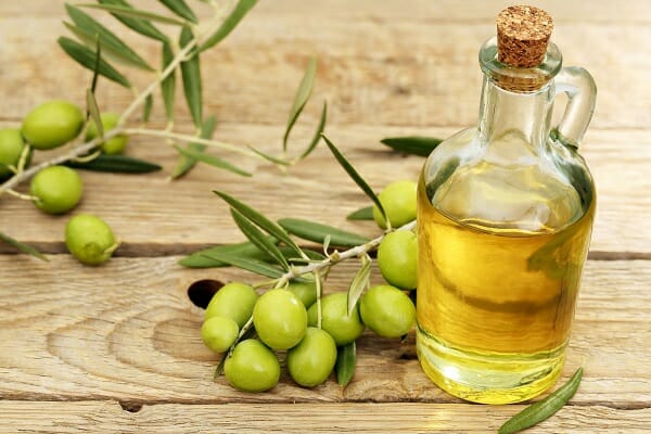Chia sẻ cách làm mặt nạ dầu oliu dưỡng da an toàn hiệu quả 9 cách làm mặt nạ từ dầu oliu