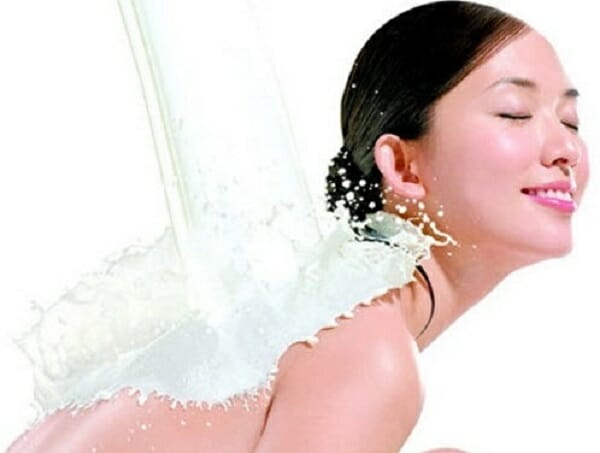 cách làm sữa tắm trắng tại nhà