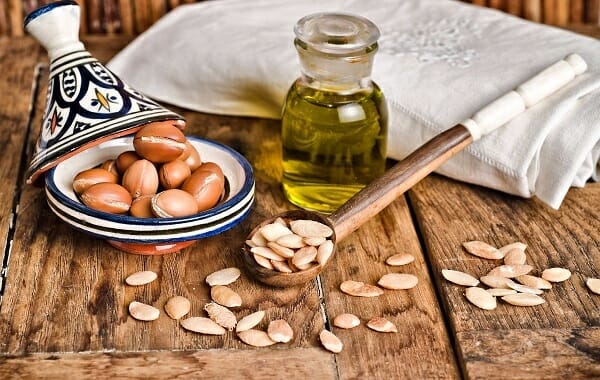 cách sử dụng dầu argan dưỡng da