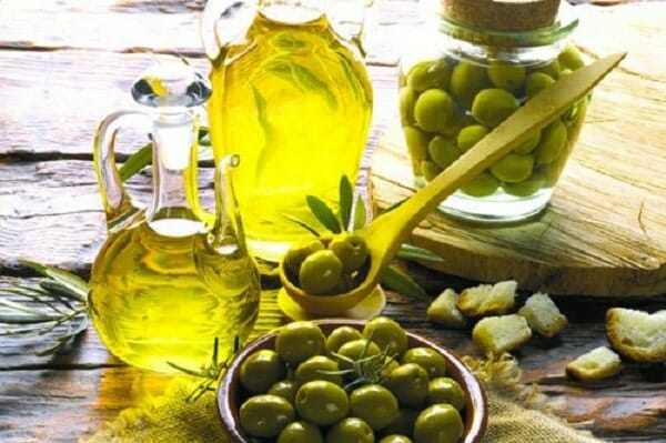 dầu oliu làm trắng răng