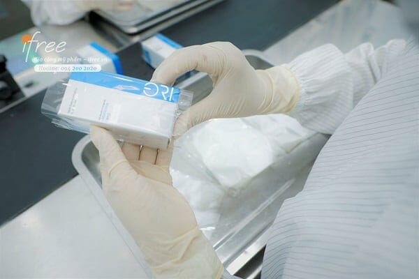 Nhà Máy Gia Công Mỹ Phẩm Độc Quyền Trọn Gói Chuẩn CGMP ASEAN 6 nhận gia công mỹ phẩm