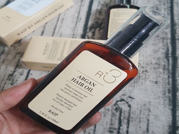 Tinh dầu dưỡng tóc raip r3 the argan oil có thực sự hiệu quả đối với mái tóc? 10 review dầu dưỡng tóc argan oil r3 có tốt không