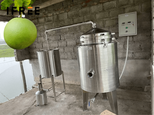 Mách nàng 5 cách làm tinh dầu bưởi đơn giản ngay tại nhà 11 Làm tinh dầu bưởi bằng phương pháp chưng cách thủy