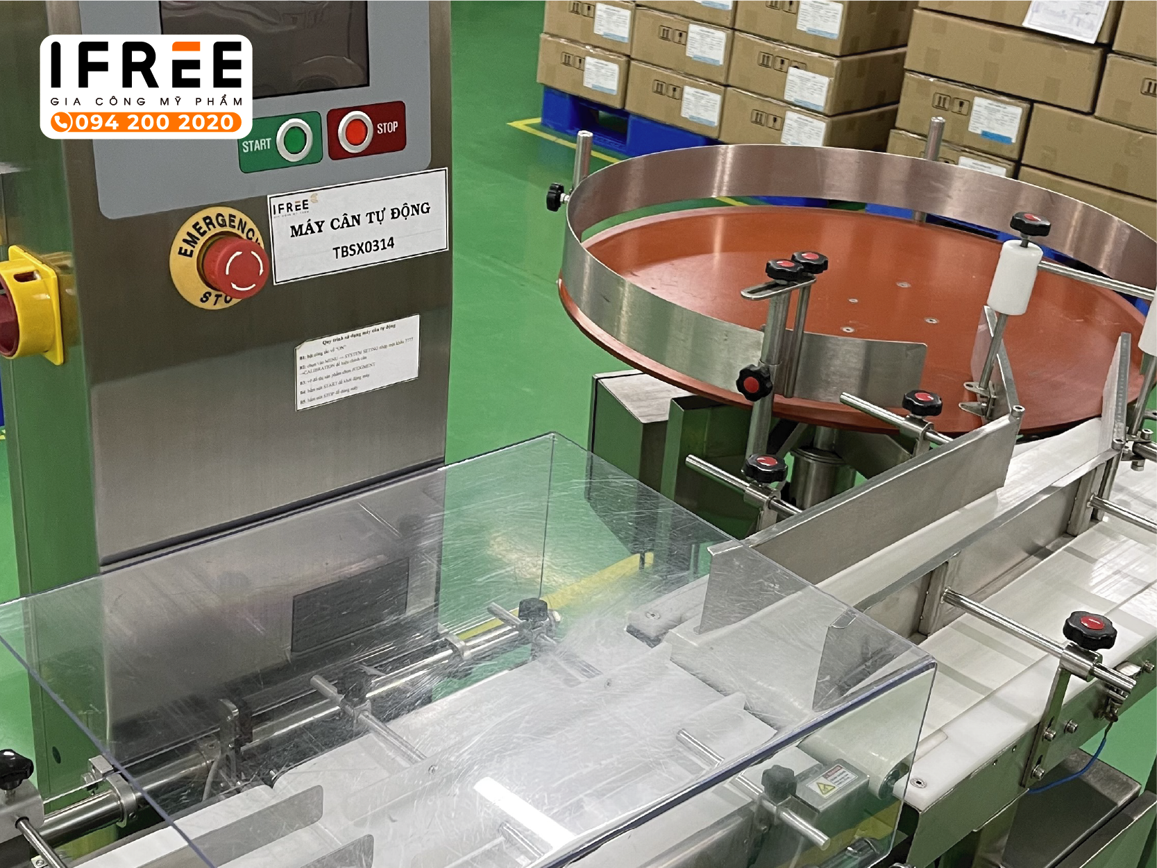 Dịch vụ đóng gói, sang chiết mỹ phẩm chuẩn cGMP 51 may can tu dong 01