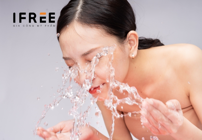 Sữa rửa mặt thiên nhiên - Lựa chọn hoàn hảo cho những ai tập tành dưỡng da 13 Sữa rửa mặt thiên nhiên