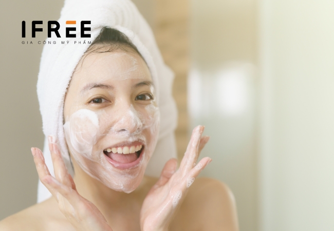 Vì sao cần dùng sữa rửa mặt? 17 Sữa rửa mặt là gì