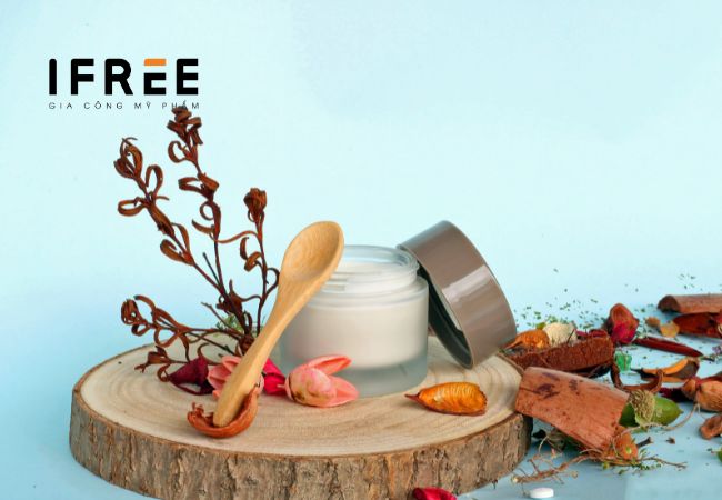 Kem dưỡng da cho bà bầu - Nên chọn sản phẩm nào? 8 Kem dưỡng da cho bà bầu - Nên chọn sản phẩm nào?