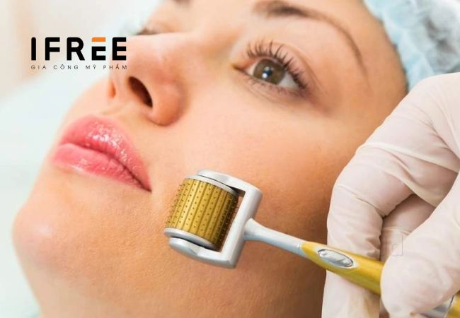 Phân biệt sẹo đáy nhọn và lỗ chân lông to