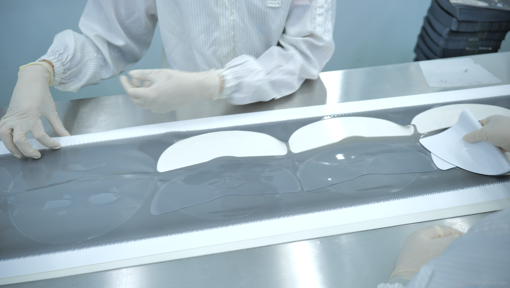 Gia công mặt nạ thạch Hydrogel ngọc trai đen 3 Gia công mặt nạ thạch Hydrogel ngọc trai đen