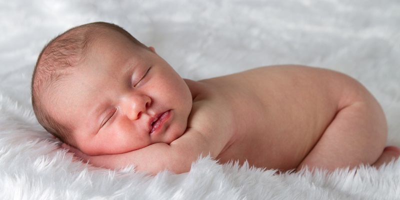 Gia Công Dầu Massage Cho Bé