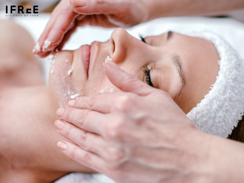 nhà máy gia công tẩy tế bào chết